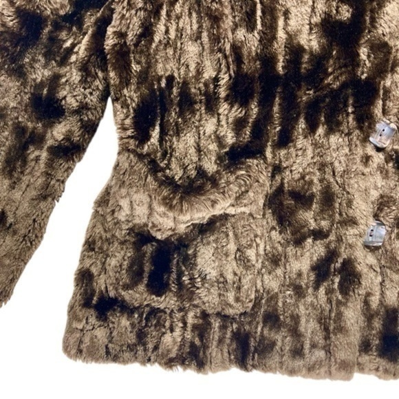 White Stag Faux Fur Coat Women M Brown Pocket Lined Luxury Classic Teddy Jacket - Picture 5 of 16